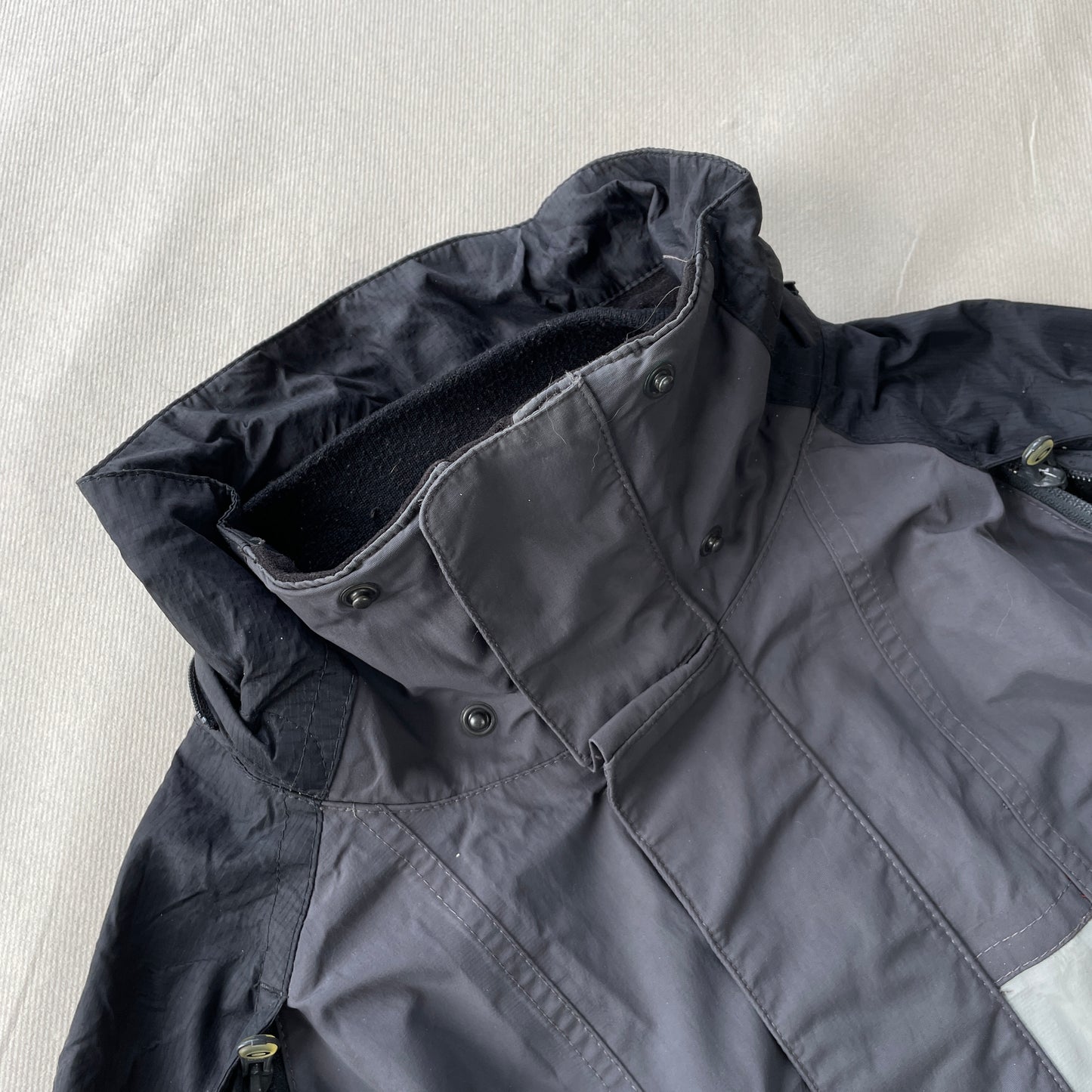 Oakley - 2000s Rocket Fuel Waterproof Technical Vent Jacket (M)