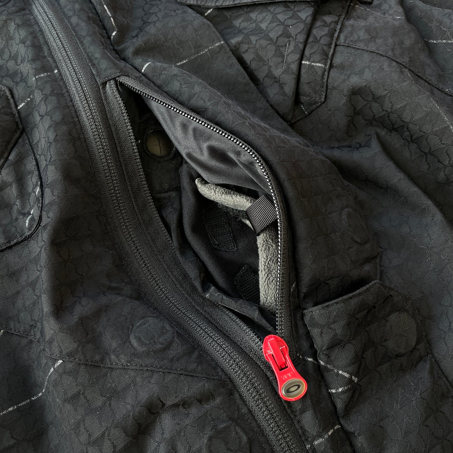Oakley - 2009 Air Raid Magnetic Thinsulate Padded Vent Jacket (M)