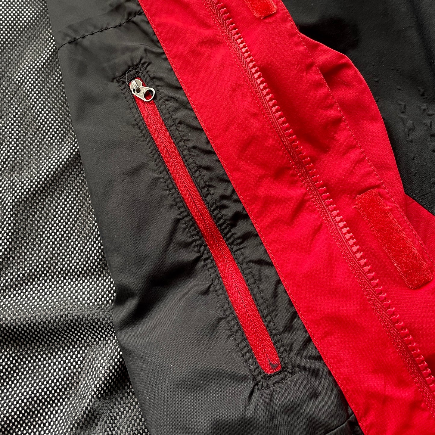 Mountain Hardwear - Dry Q Elite Hardshell Rain Jacket (L)