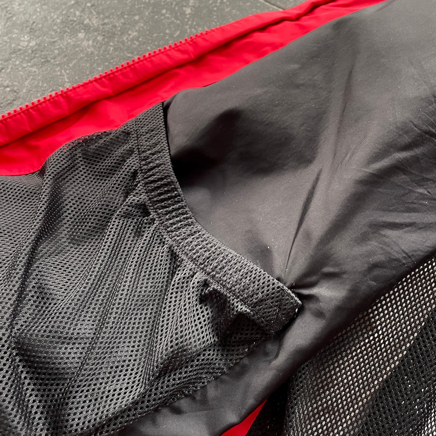Mountain Hardwear - Dry Q Elite Hardshell Rain Jacket (L)
