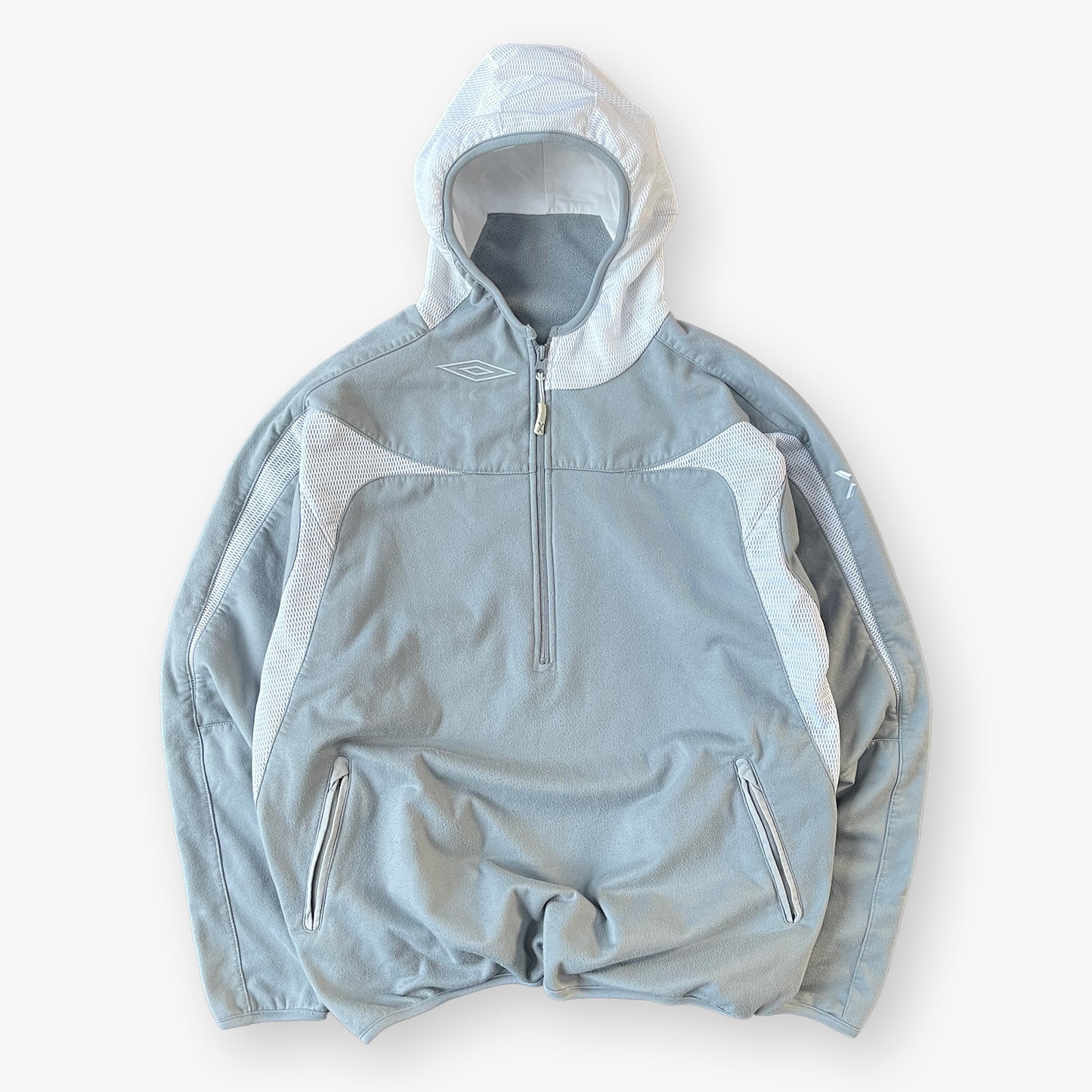 Umbro - Vintage 1/2 Zip Mesh-panelled Pullover (L)