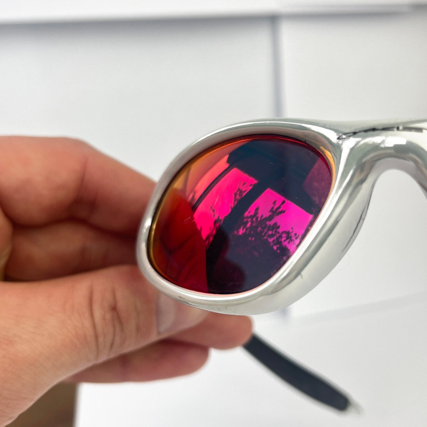 Oakley - 1999 Minute (Gen2) White Chrome/Red Iridium Sunglasses