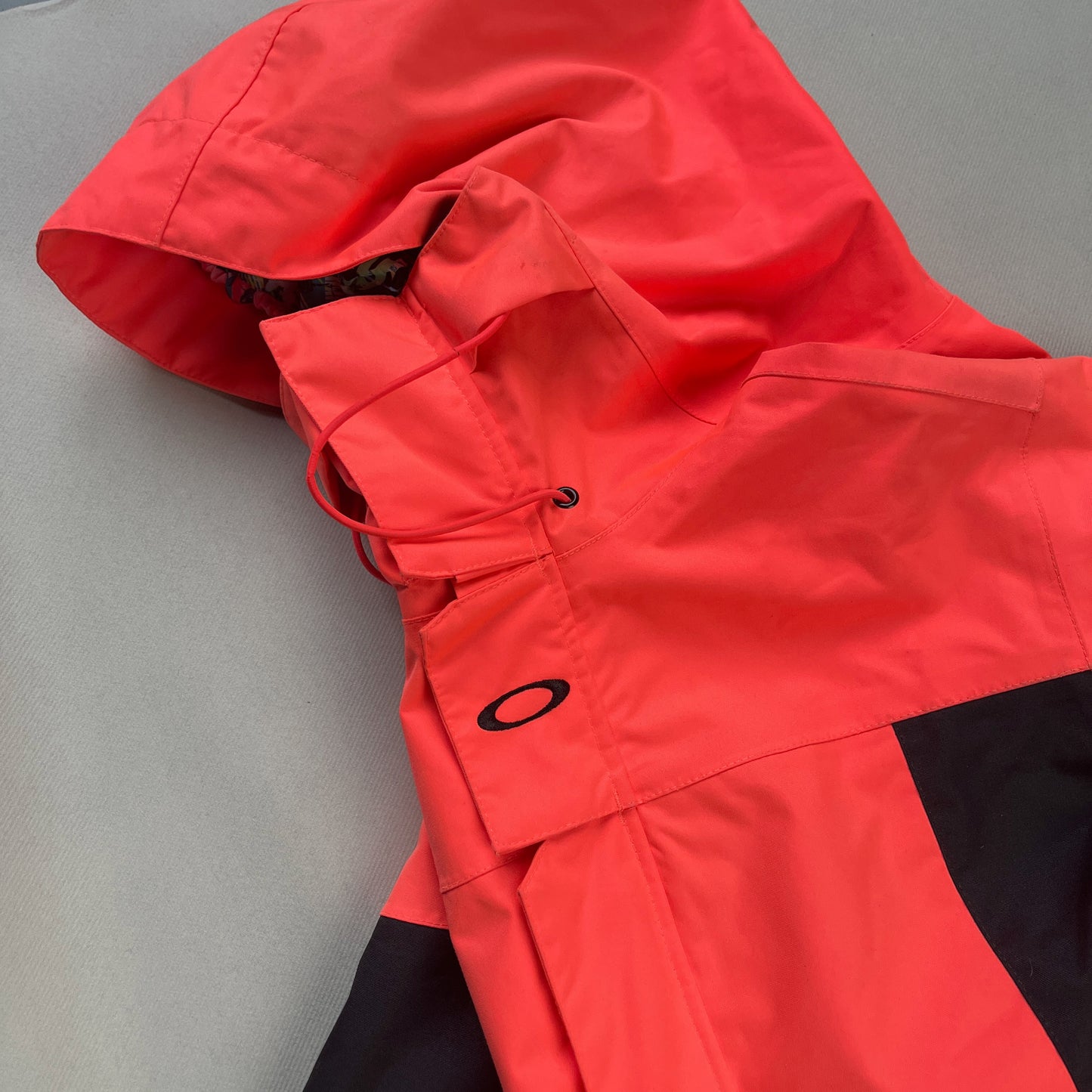 Oakley - 2010 Technical Vent Ski Jacket (M)