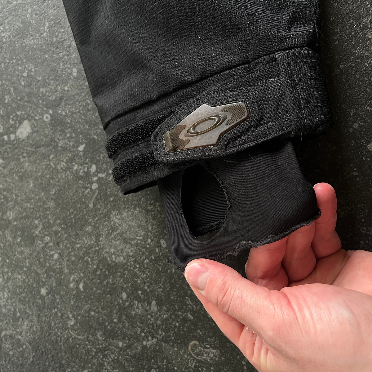 Oakley - 2007 Icon 20k Ripstop Technical Vent Ski Jacket (L-XL)