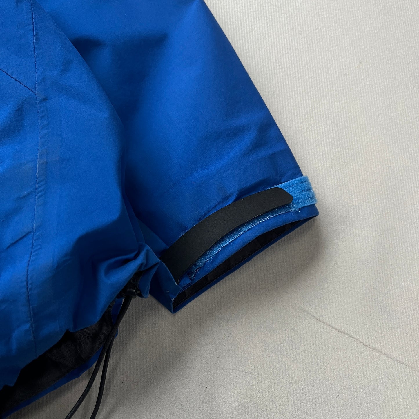 Arc'Teryx - Gore-Tex Beta LT Jacket (M)