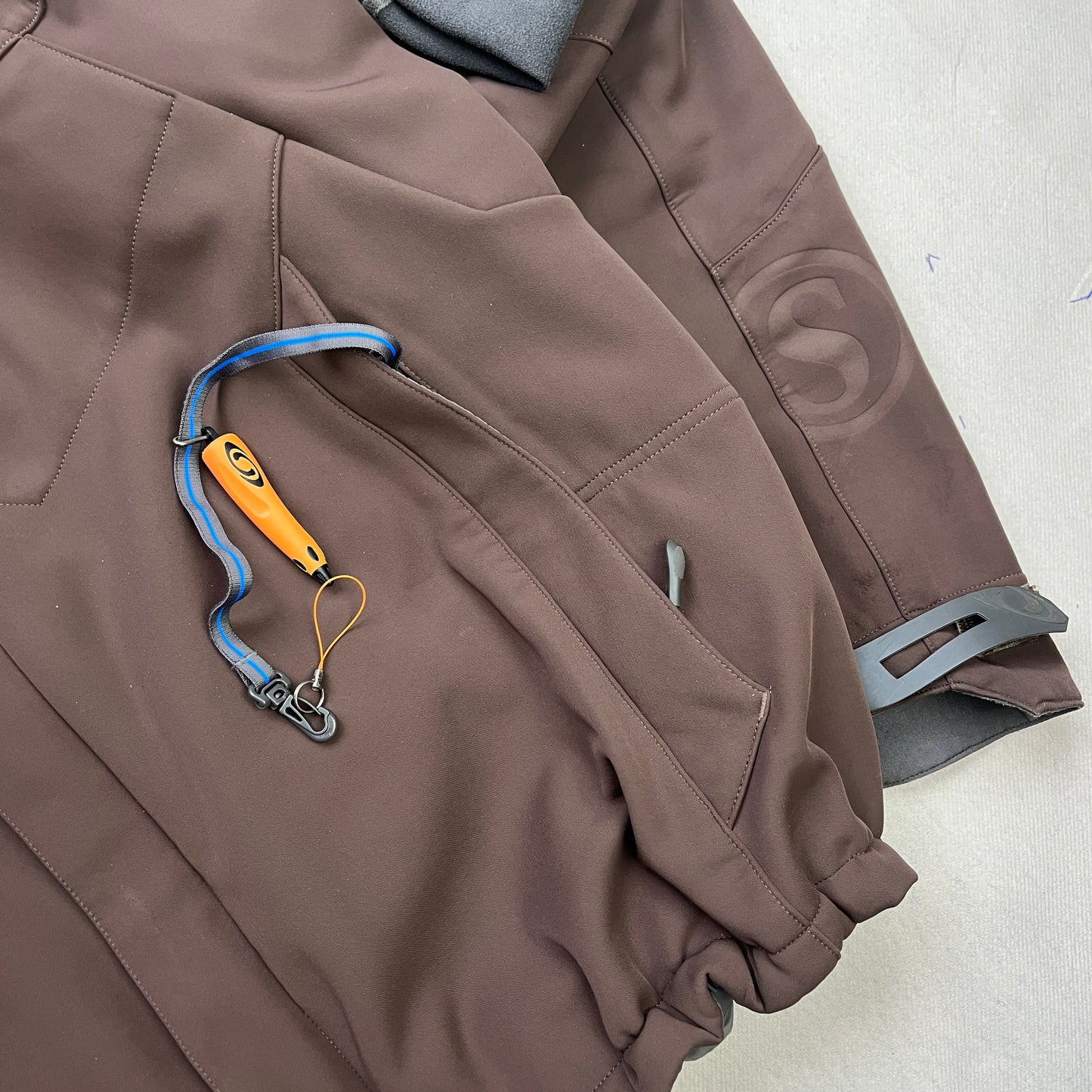 Salomon - 2008 2in1 ClimaPro SoftShell Fleece-lined Ski Jacket (XL)