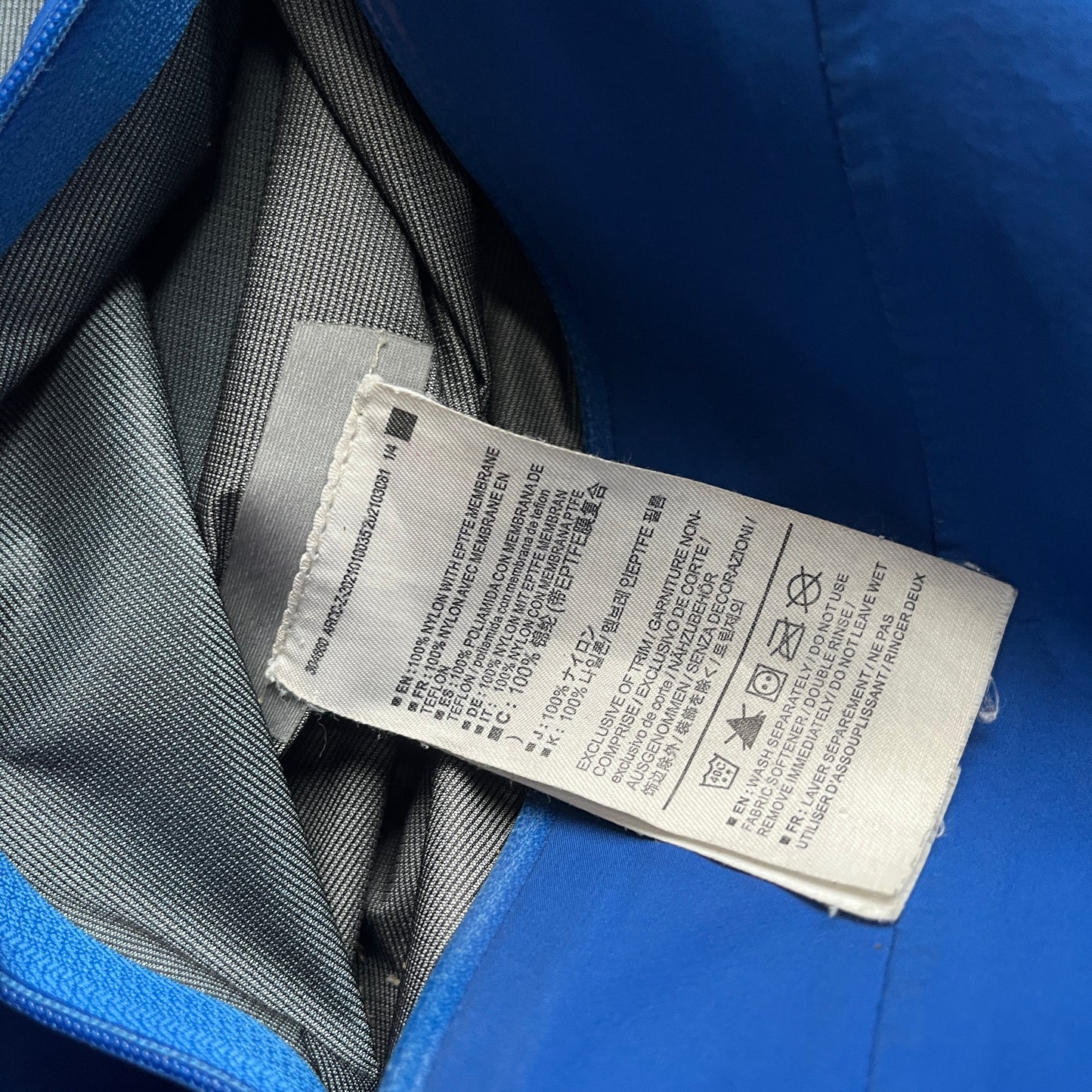 Arc'Teryx - Gore-Tex Beta LT Jacket (M)