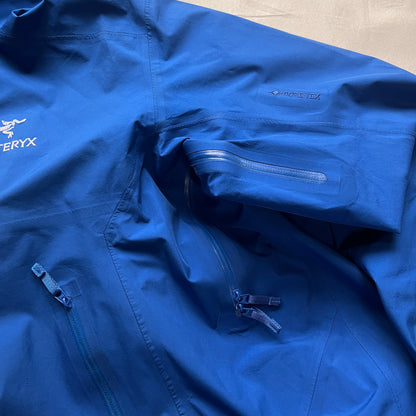 Arc'Teryx - Gore-Tex Beta LT Jacket (M)