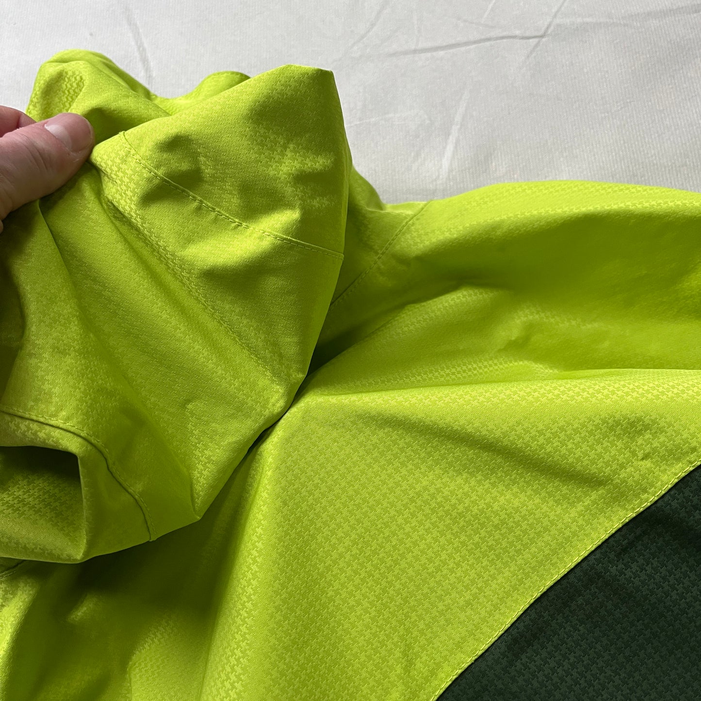 Oakley - 2010 Magnet Technical Vent Ski Jacket (M)