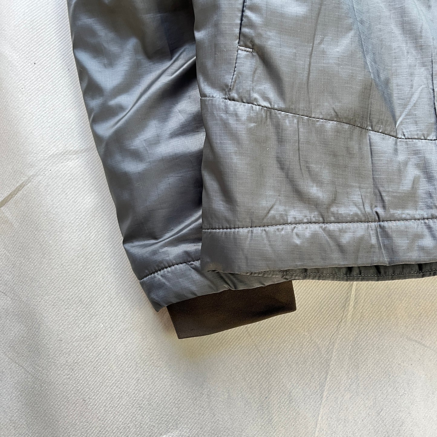 Salomon - 2008 2in1 SmartSkin Primaloft Seam-taped Vent Ski Jacket (L)