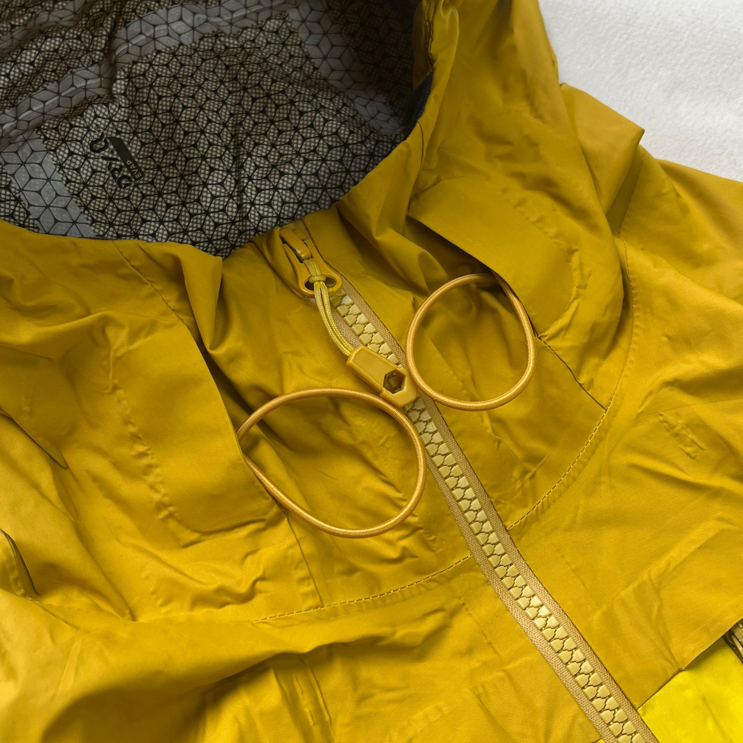 Mountain Hardwear - Dry Q Alpen Plasmic Ion Jacket (S)