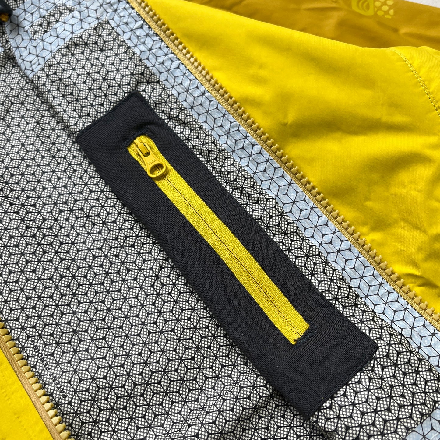 Mountain Hardwear - Dry Q Alpen Plasmic Ion Jacket (S)