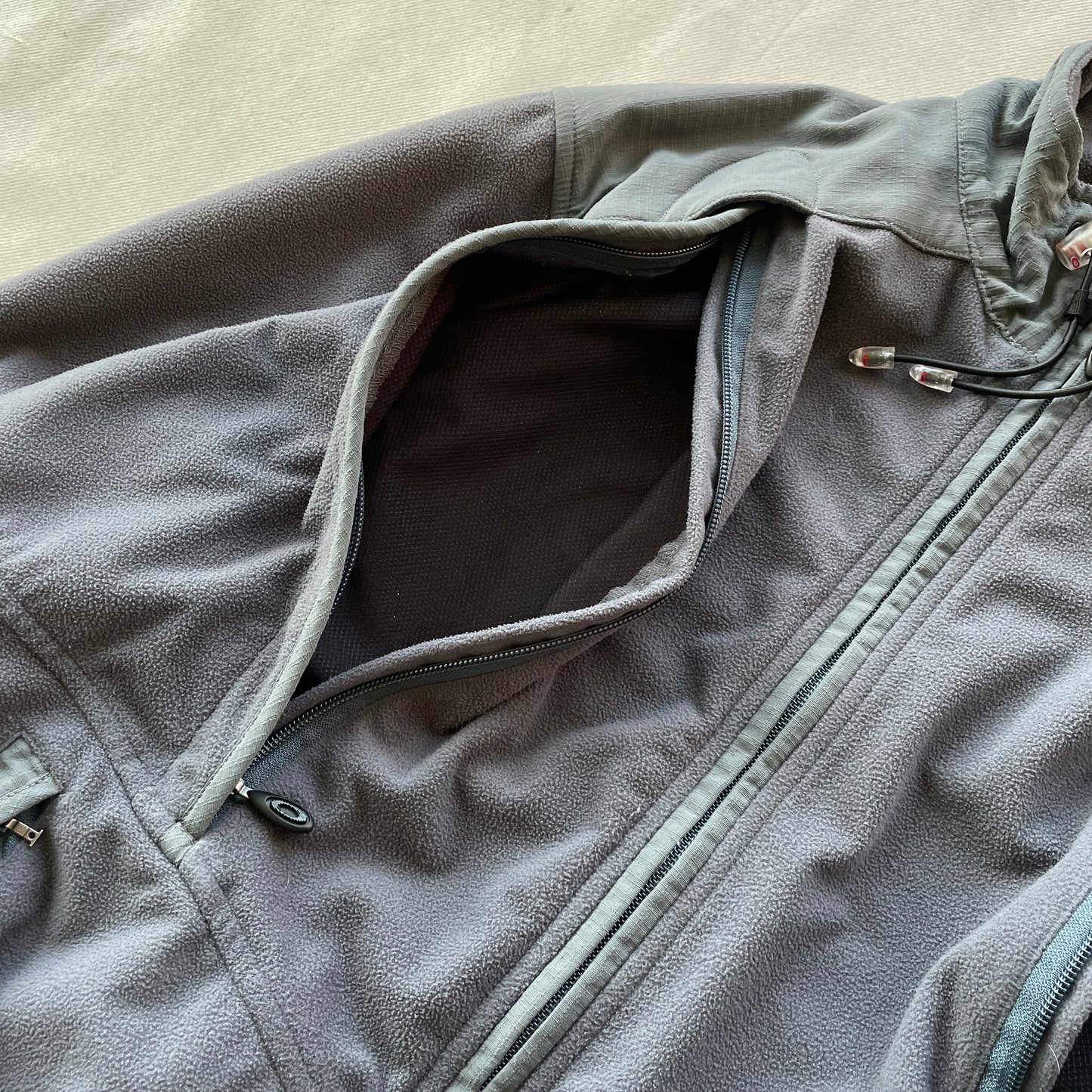 Oakley - Rare 00s Software Ripstop/Fleece Paneled Jacket (L)