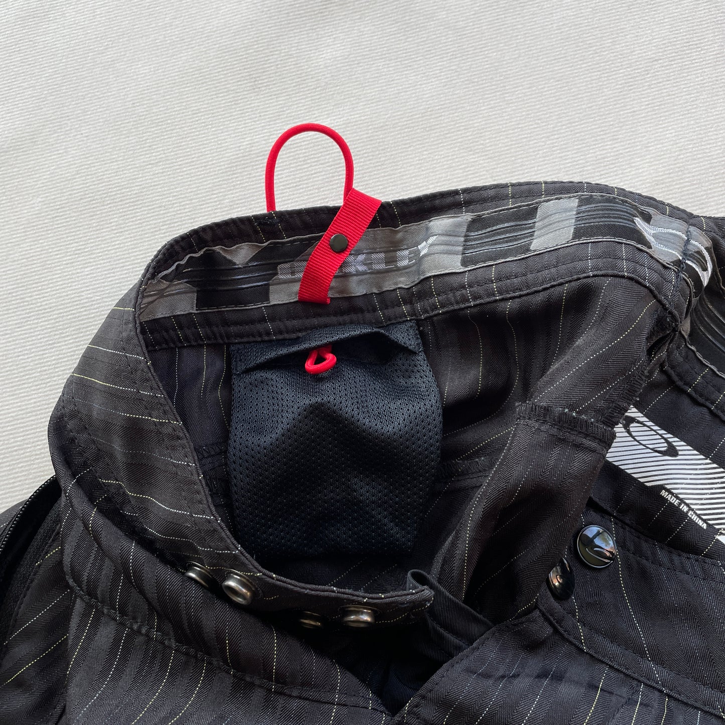 Oakley - 2006 Bark Vent MTB Shorts (31)