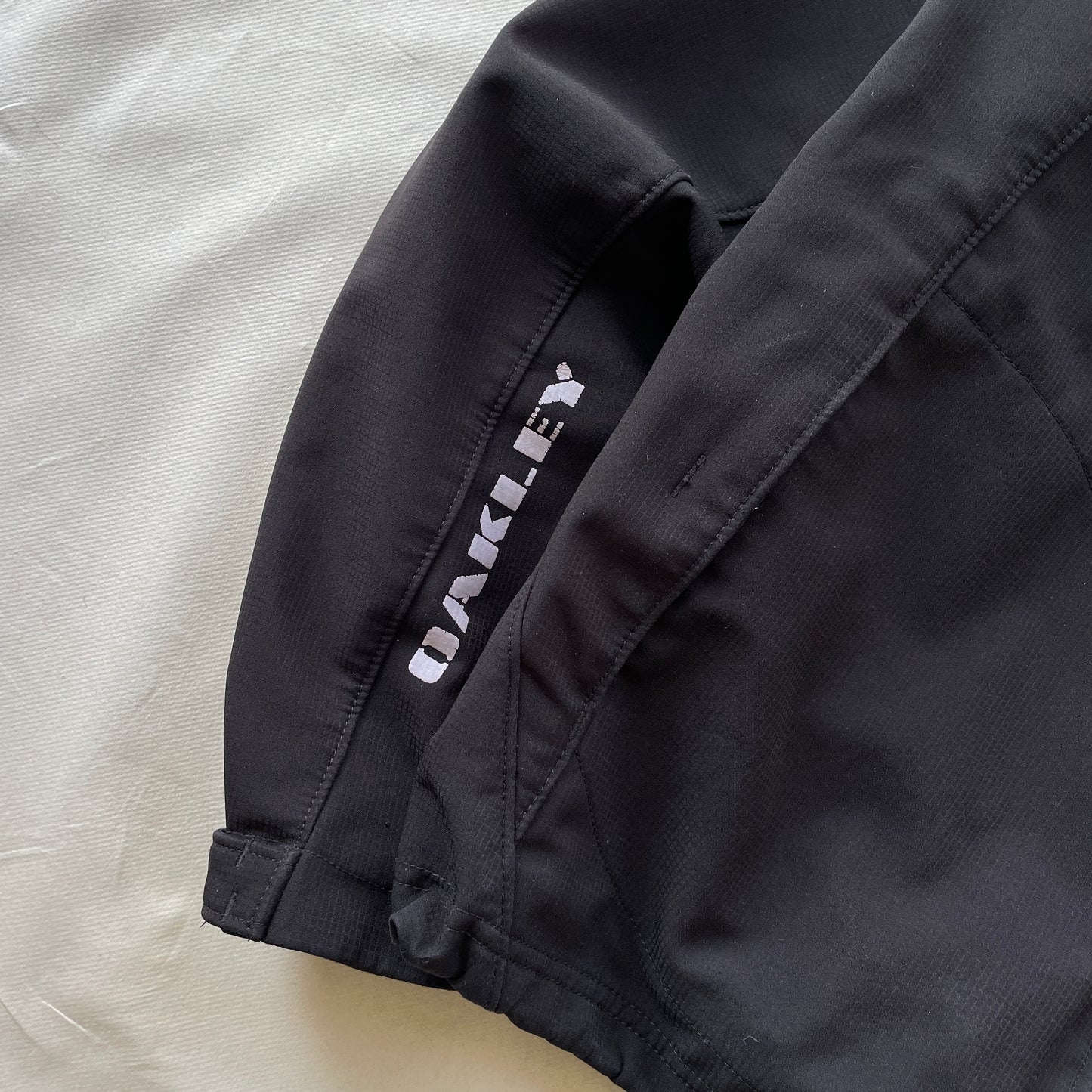 Oakley - 2009 Icon Weatherproof Softshell Panelled Jacket (M-L)