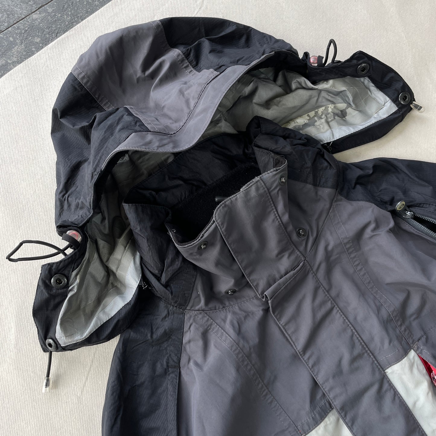 Oakley - 2000s Rocket Fuel Waterproof Technical Vent Jacket (M)