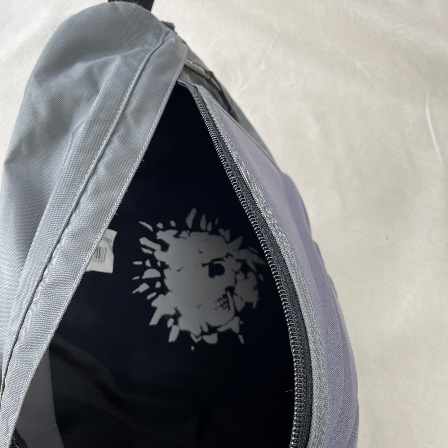 Quiksilver - Rare 2000s Padded Sling Bag