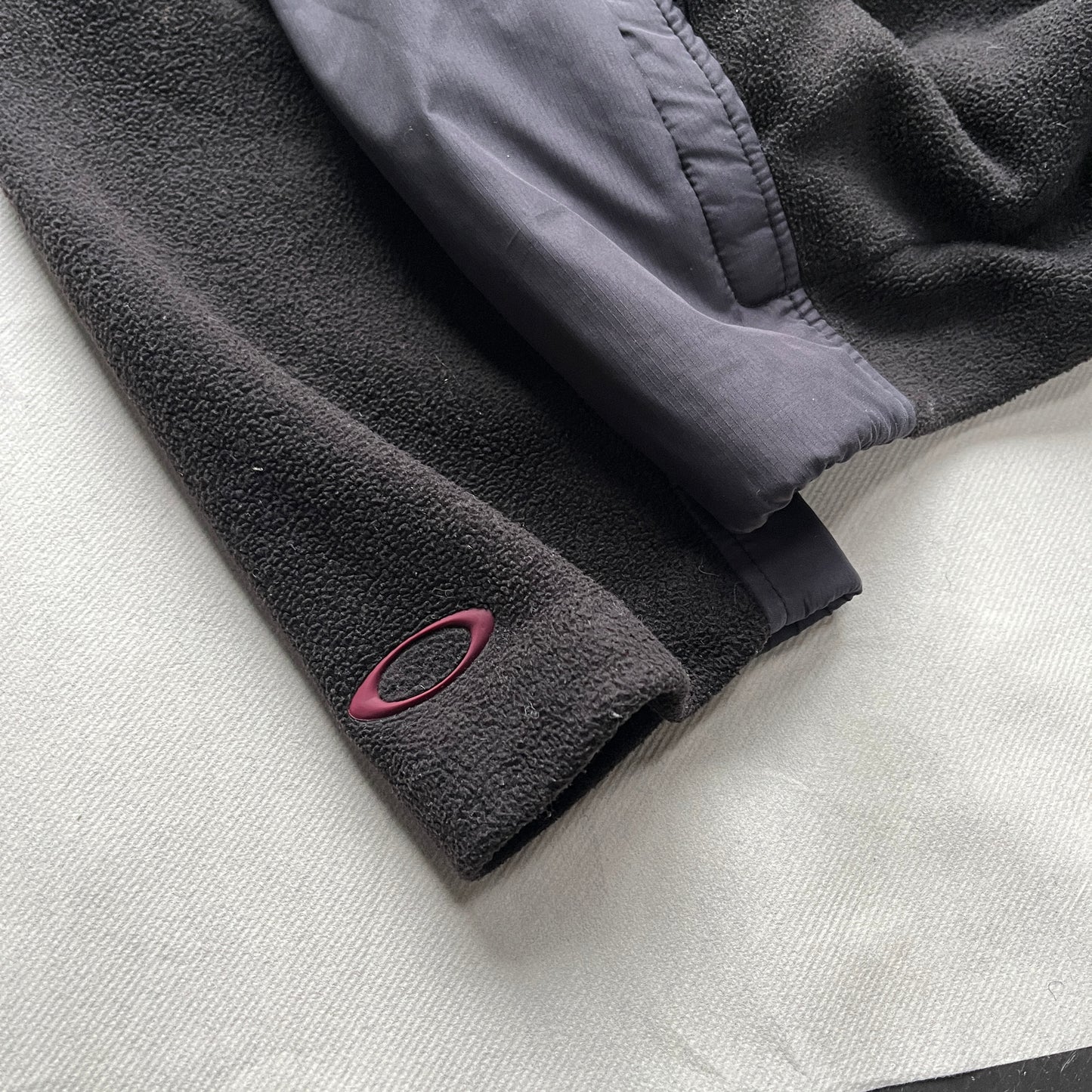 Oakley - 2006 Nylon-paneled Fleece Jacket (XL)
