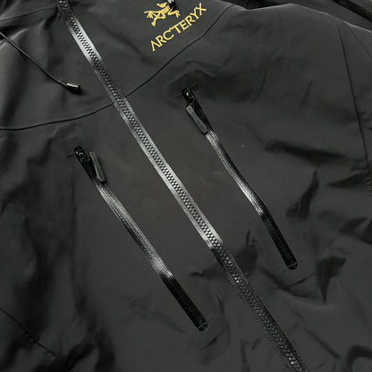 Arc'teryx - Alpha SV Gore-Tex Pro Shell Jacket (L)