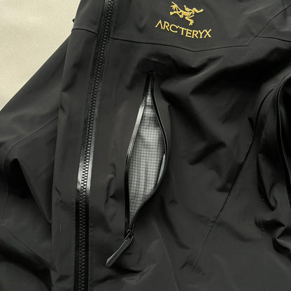 Arc'teryx - Alpha SV Gore-Tex Pro Shell Jacket (L)