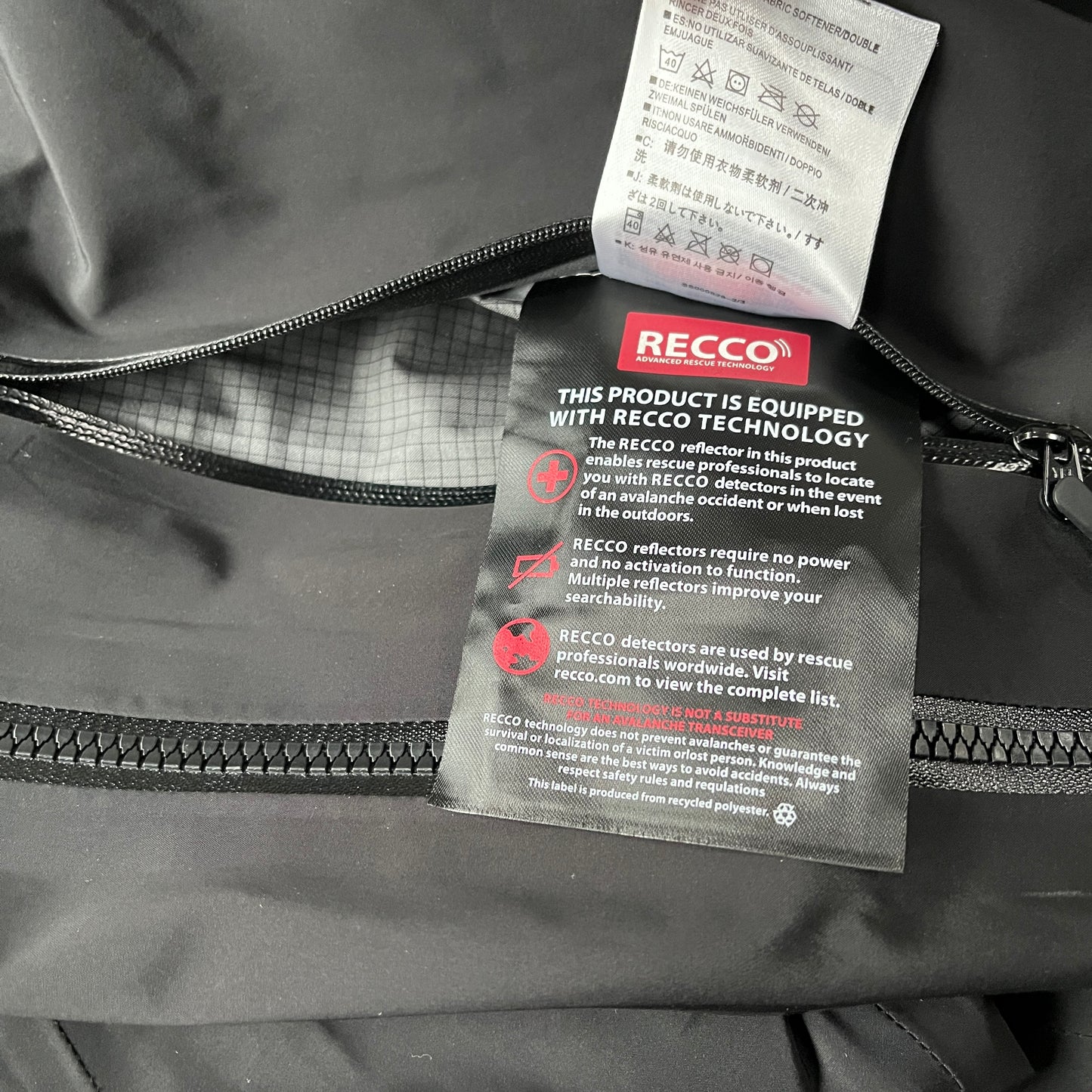 Arc'teryx - Alpha SV Gore-Tex Pro Shell Jacket (L)