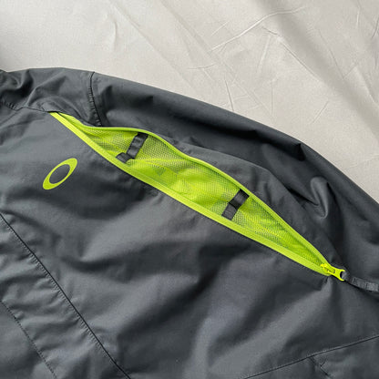 Oakley - 2012 Insulated Vent Ski Jacket (M)