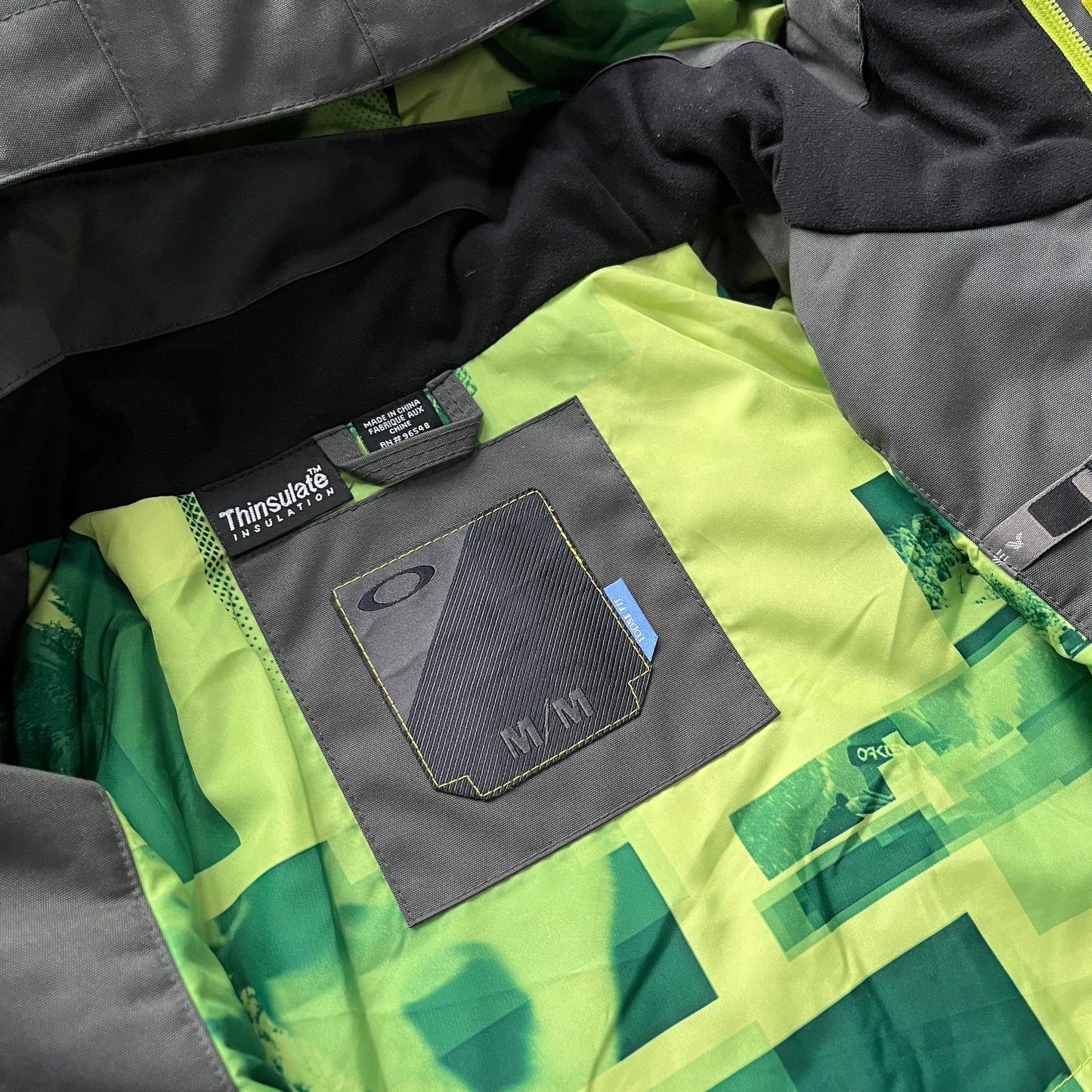 Oakley - 2012 Insulated Vent Ski Jacket (M)