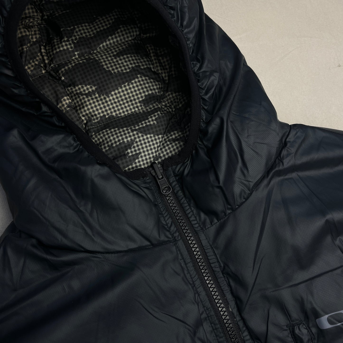 Oakley - HydroFree Reversible Puffer Jacket (L)