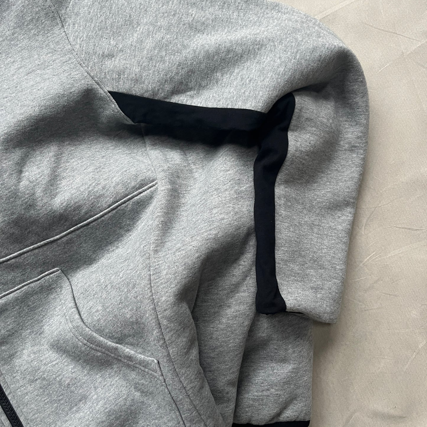 Oakley - Reversible Quilted Jacket/Hoodie (L)