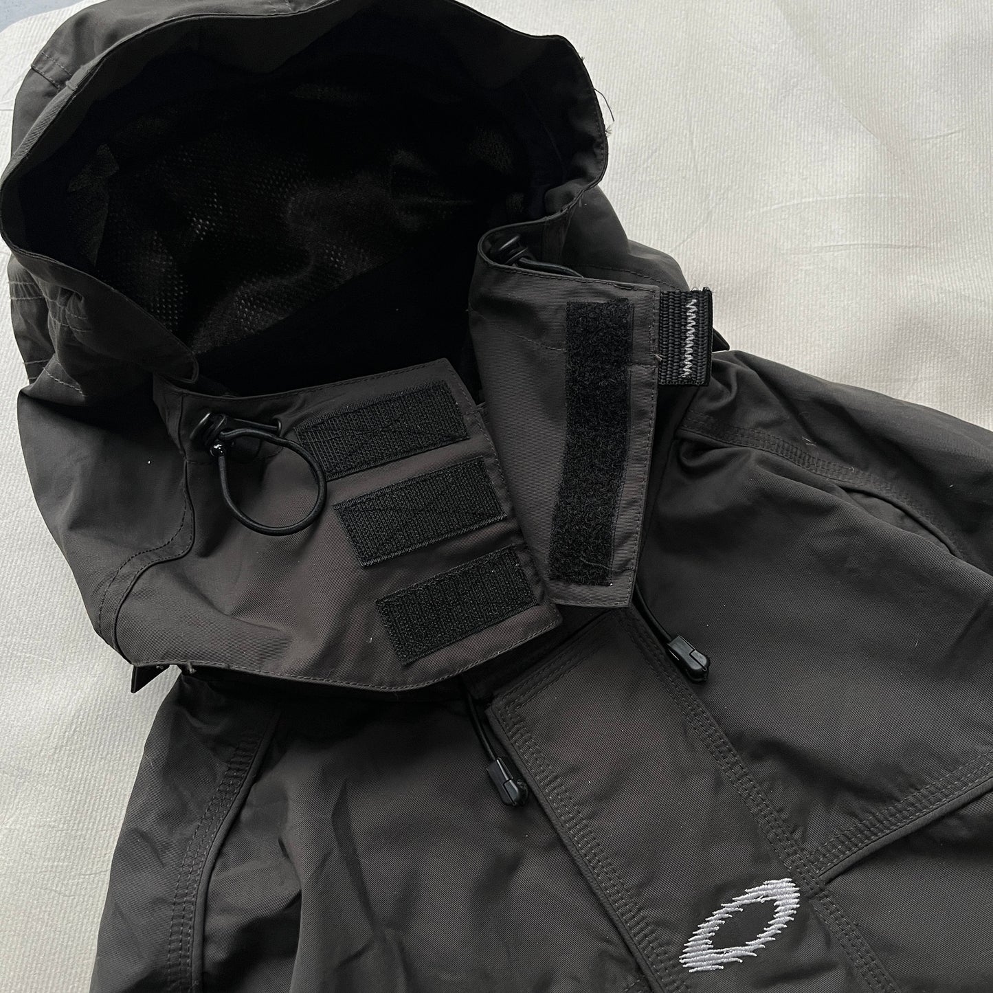 Oakley - 2000s Software Technical Ski Jacket (L)