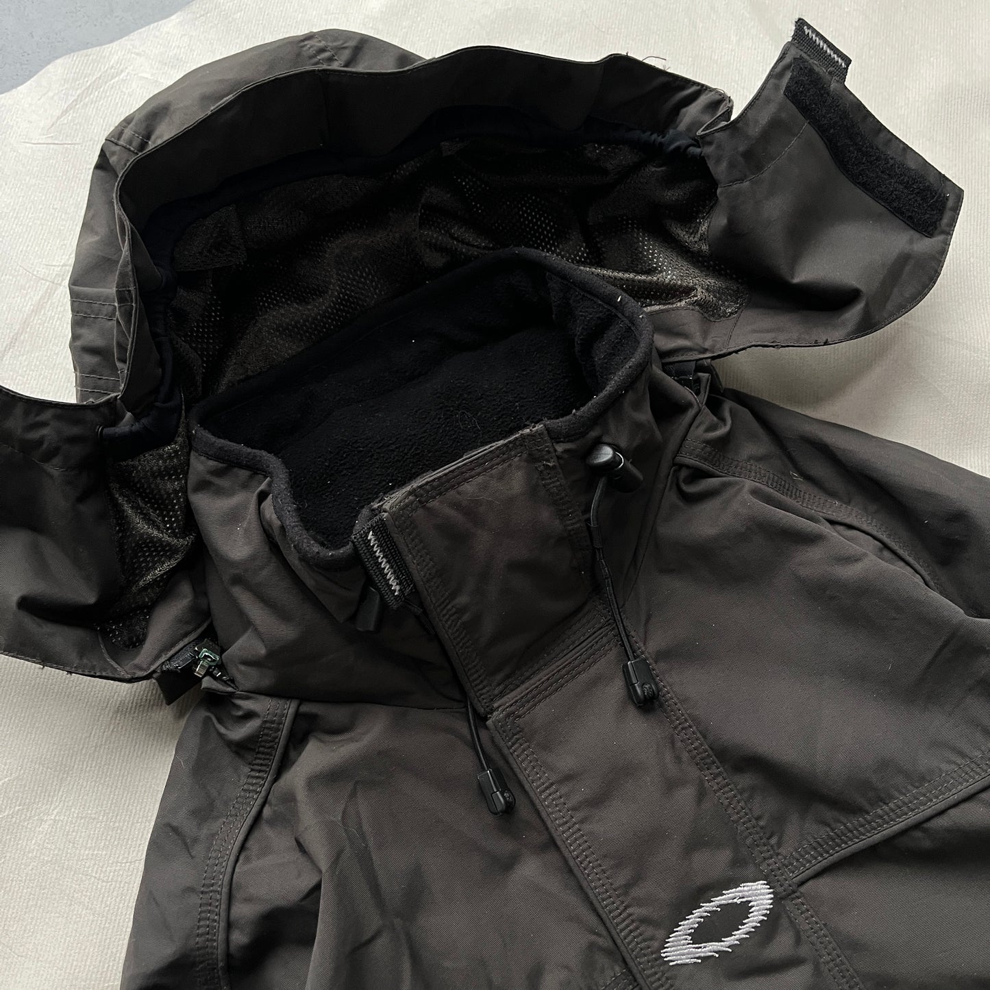 Oakley - 2000s Software Technical Ski Jacket (L)