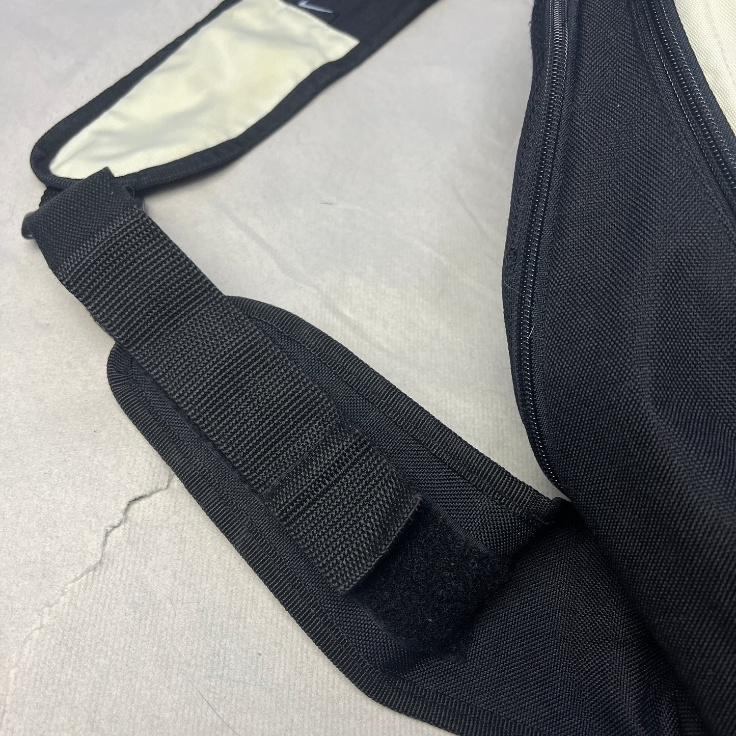 Nike - Vintage Sling Bag