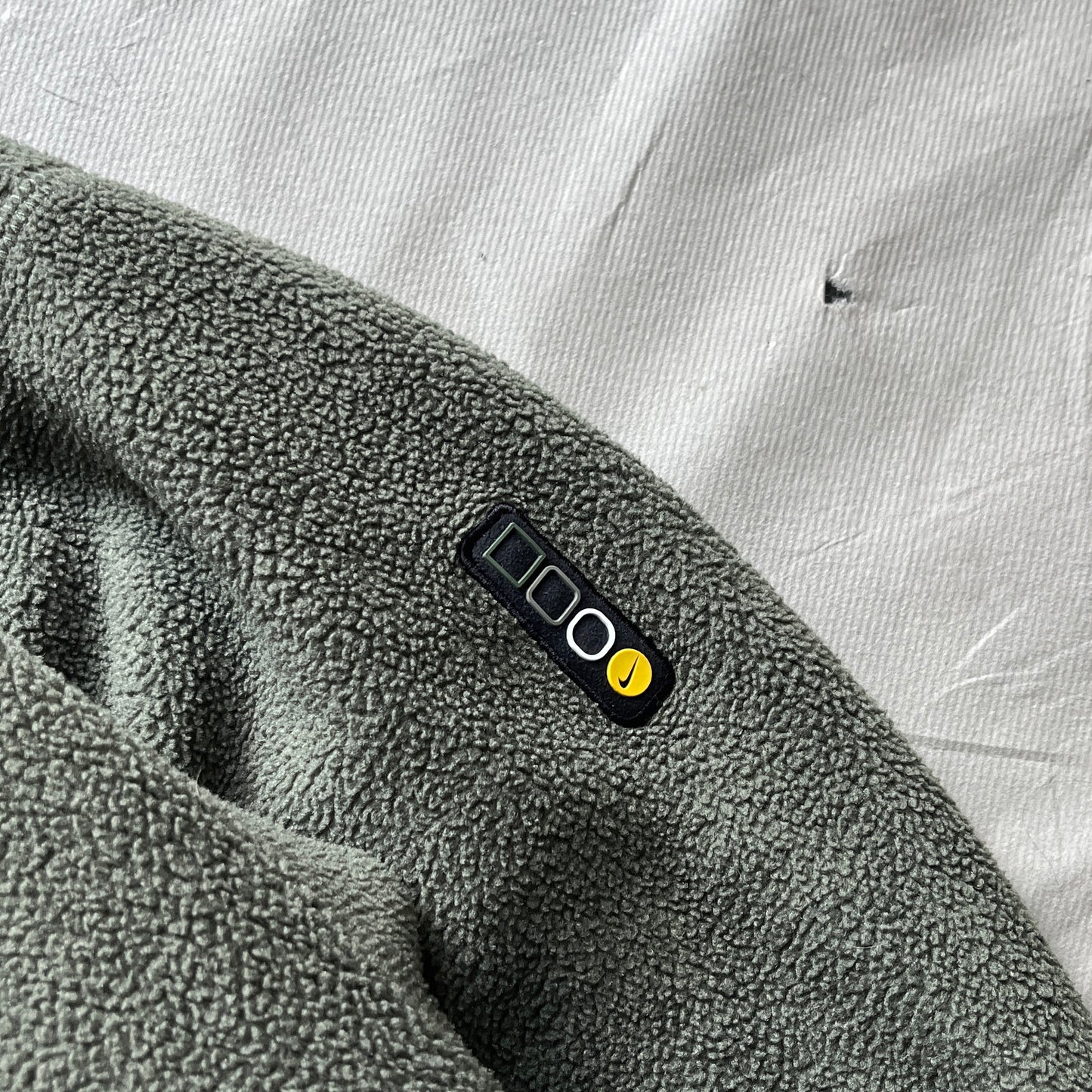 Nike - Rare 1999 Winter Nylon-paneled Fleece (L)