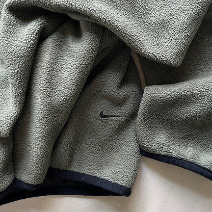 Nike - Rare 1999 Winter Nylon-paneled Fleece (L)