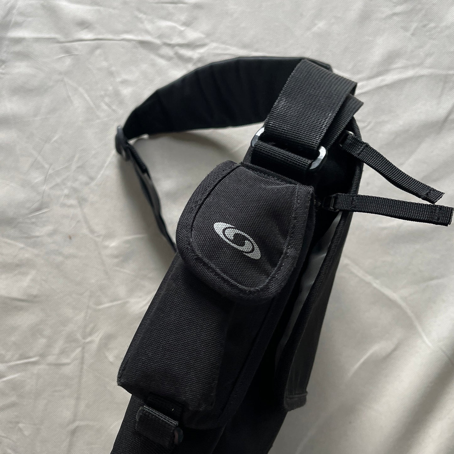 Salomon - 2000s Messenger (Laptop) Shoulder Bag