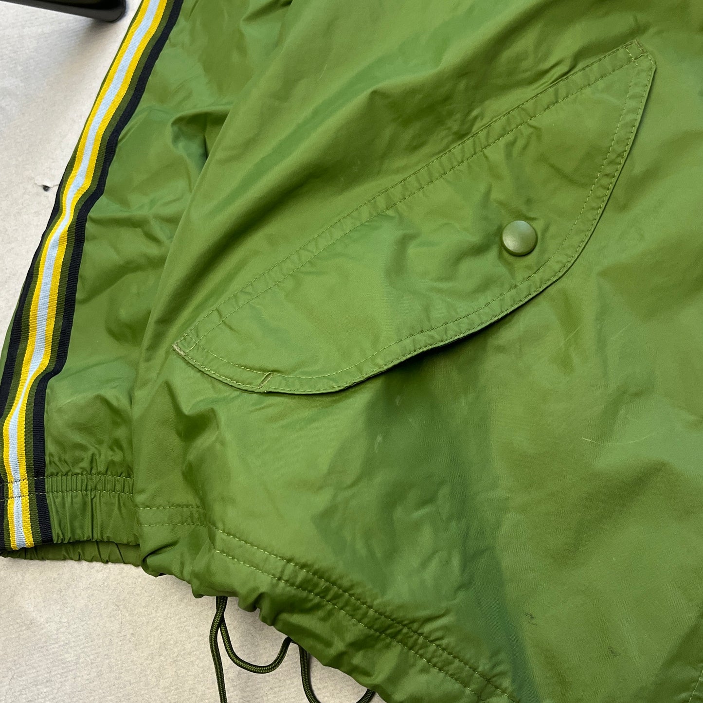 Nike - 90's Nylon Track Jacket (L)