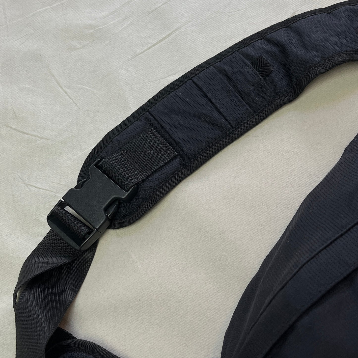 Quiksilver - 2000s Polux Sling Bag