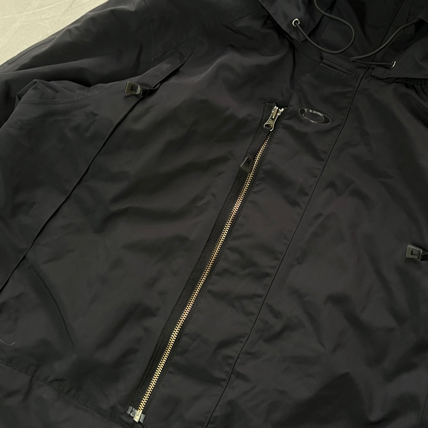 Oakley - 2009 Magnetic Thinsulate Vent Recco Parka (L)