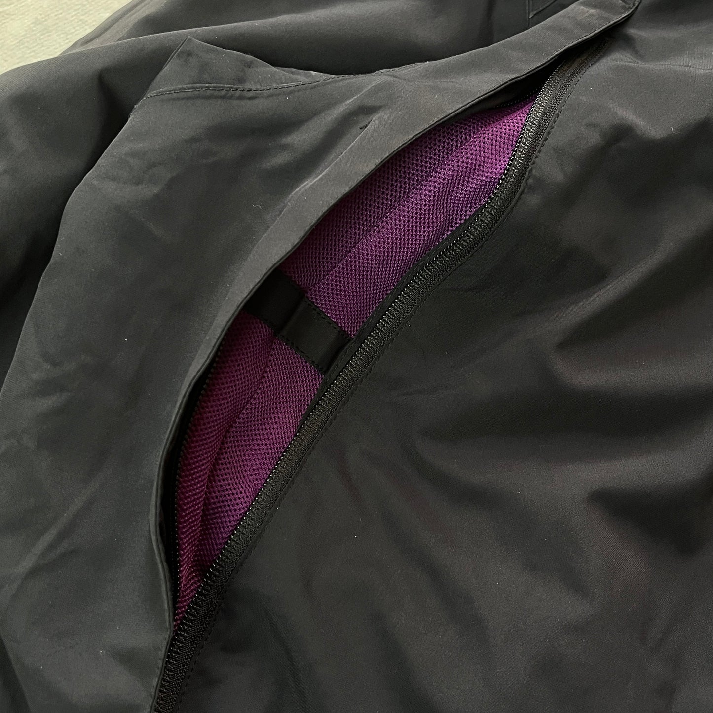 Oakley - 2009 Magnetic Thinsulate Vent Recco Parka (L)