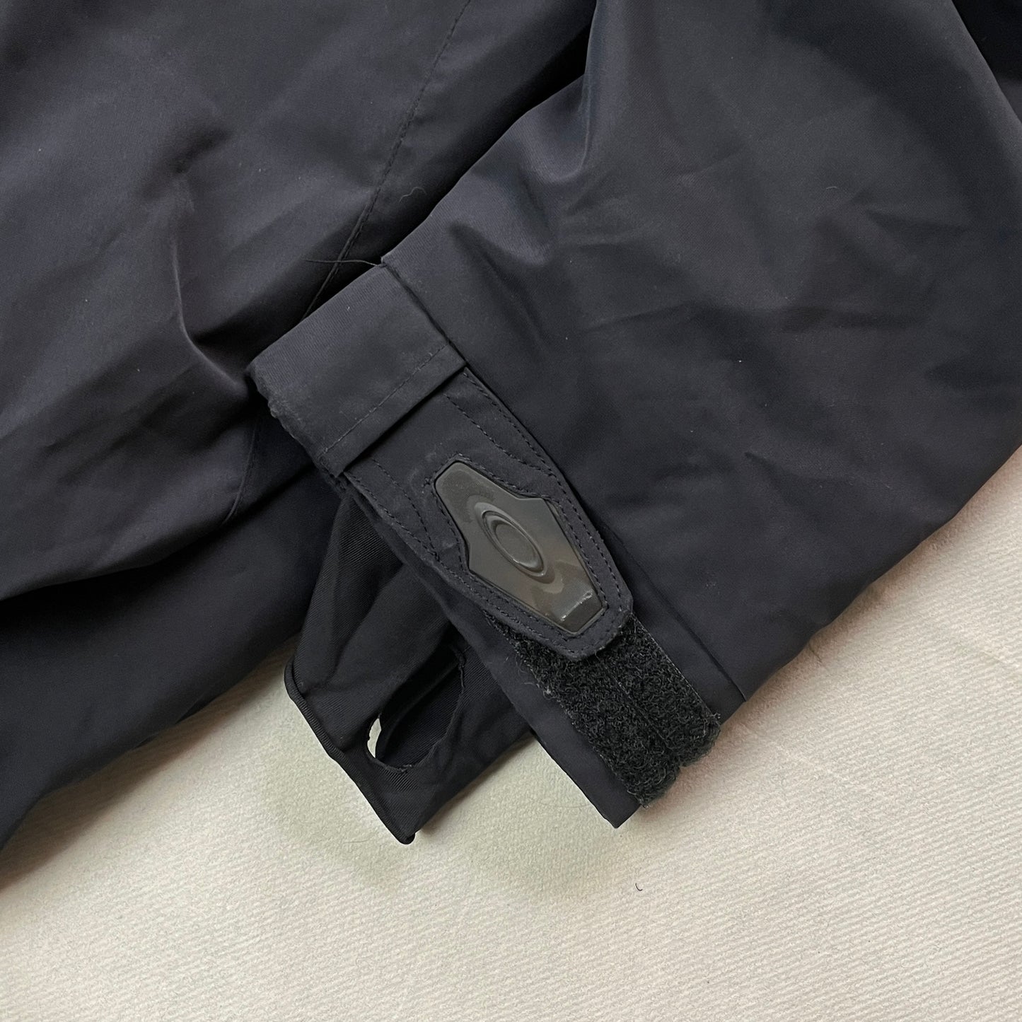 Oakley - 2009 Magnetic Thinsulate Vent Recco Parka (L)