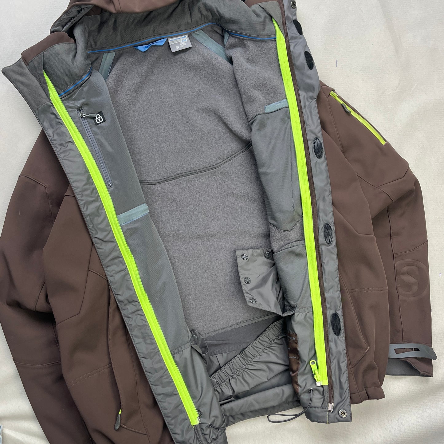 Salomon - 2008 2in1 ClimaPro SoftShell Fleece-lined Ski Jacket (XL)