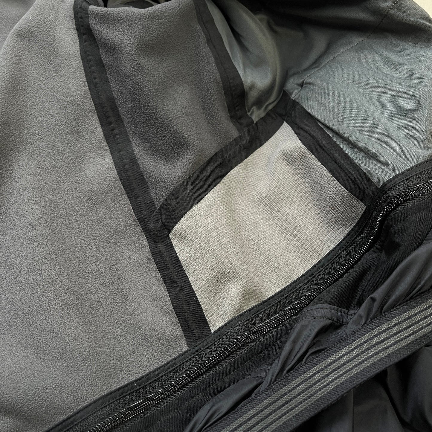 Salomon - 2008 2in1 ClimaPro ActiLoft Seam-taped Ski Jacket (1of1 sample - M)