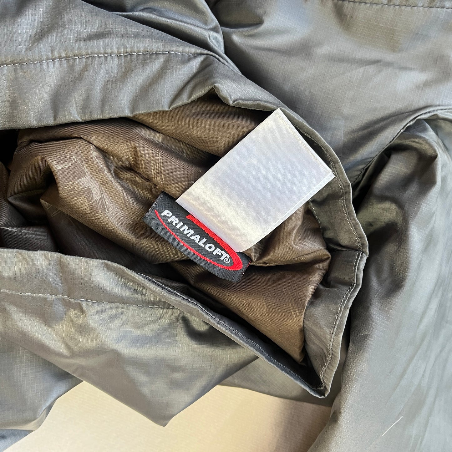 Salomon - 2008 2in1 SmartSkin Primaloft Seam-taped Vent Ski Jacket (L)