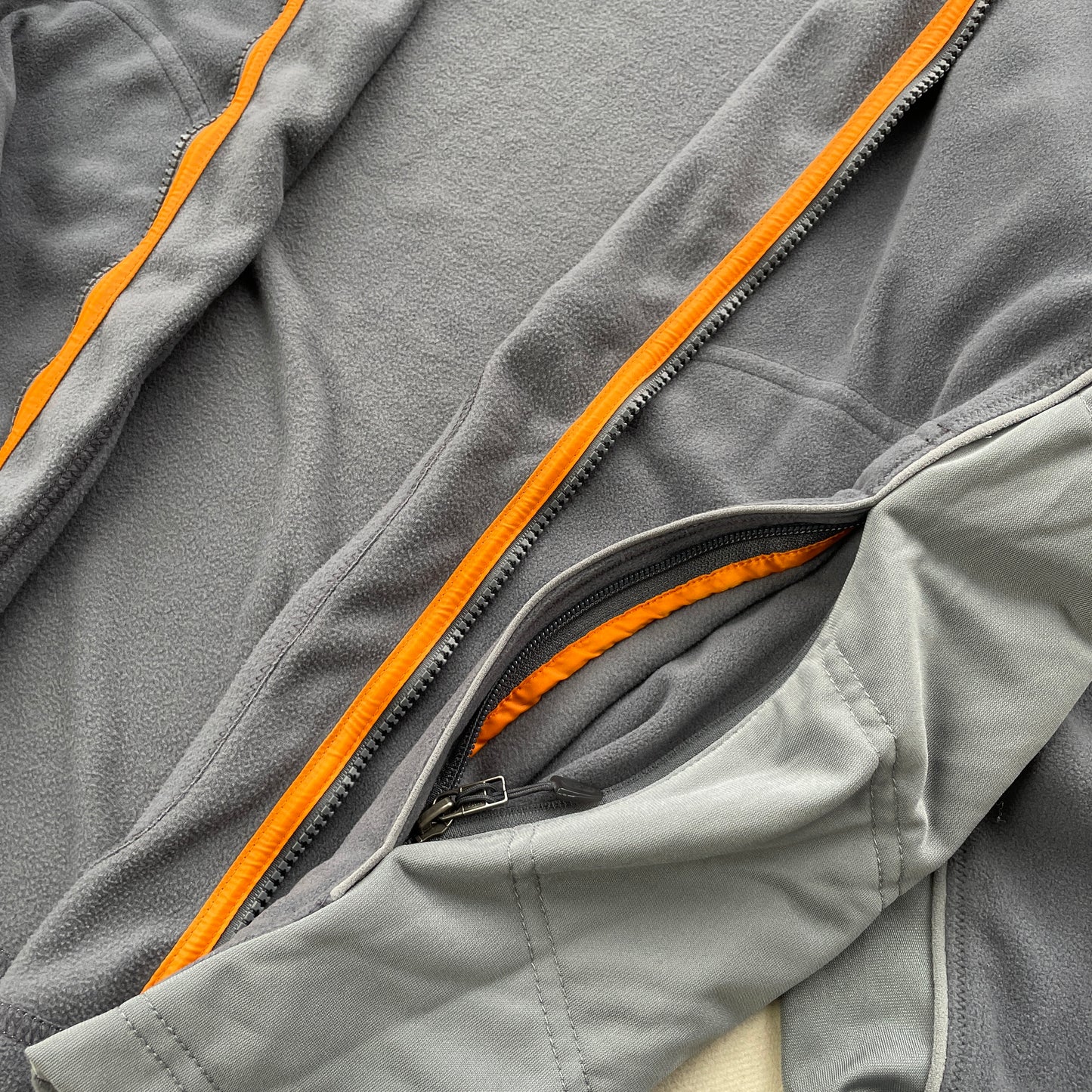 Nike ACG - ThermalLayer2 Fleece Zip (L)