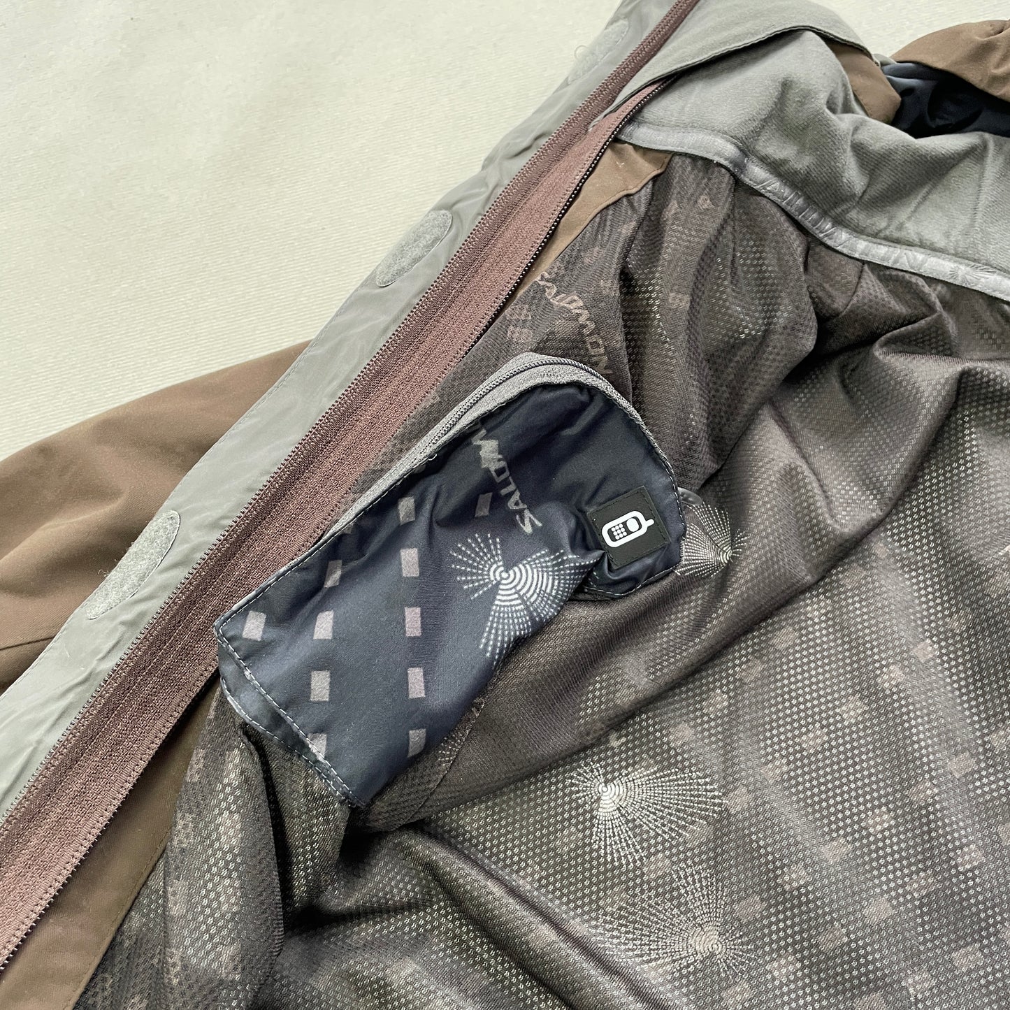 Salomon - 2007 2in1 ClimaPro Vent Ski Jacket (XS-M)