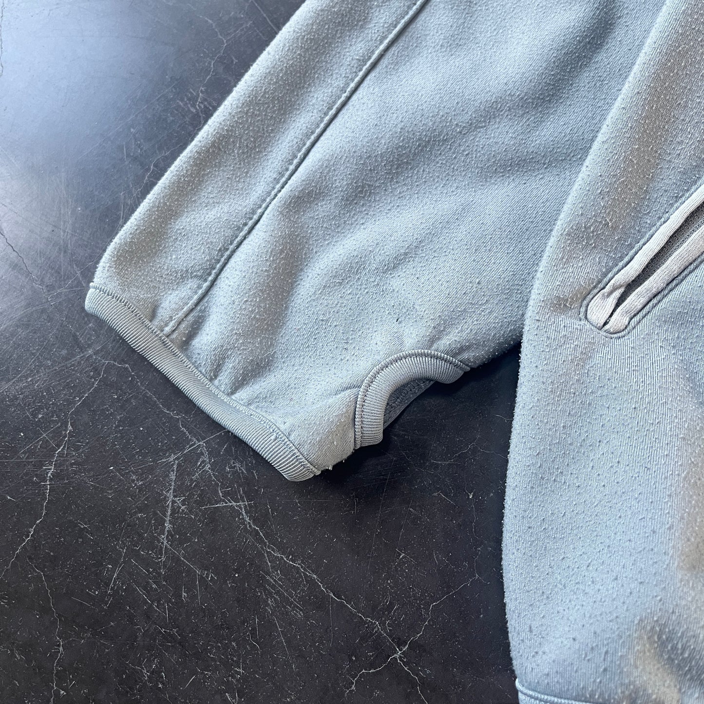 Umbro - Vintage 1/2 Zip Mesh-panelled Pullover (L)