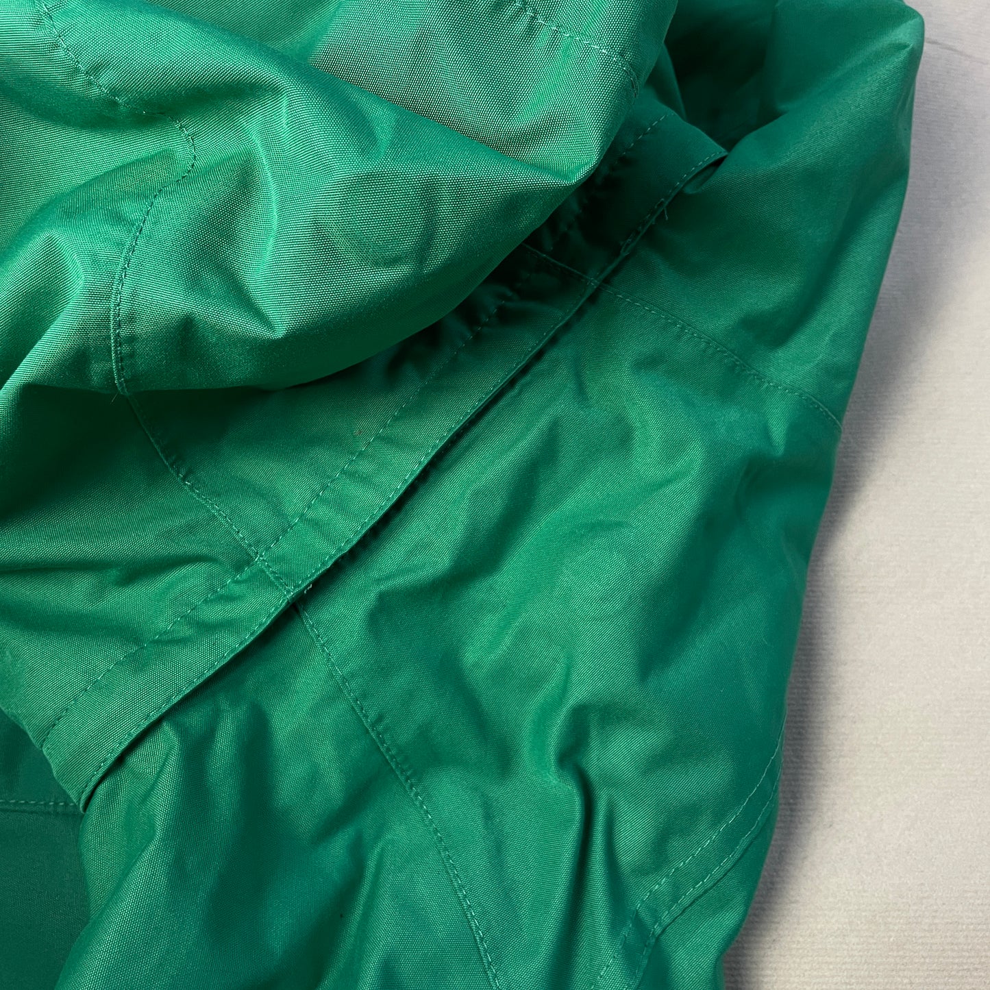 Oakley - 2011 Magnet Technical Vent Ski Jacket (L)