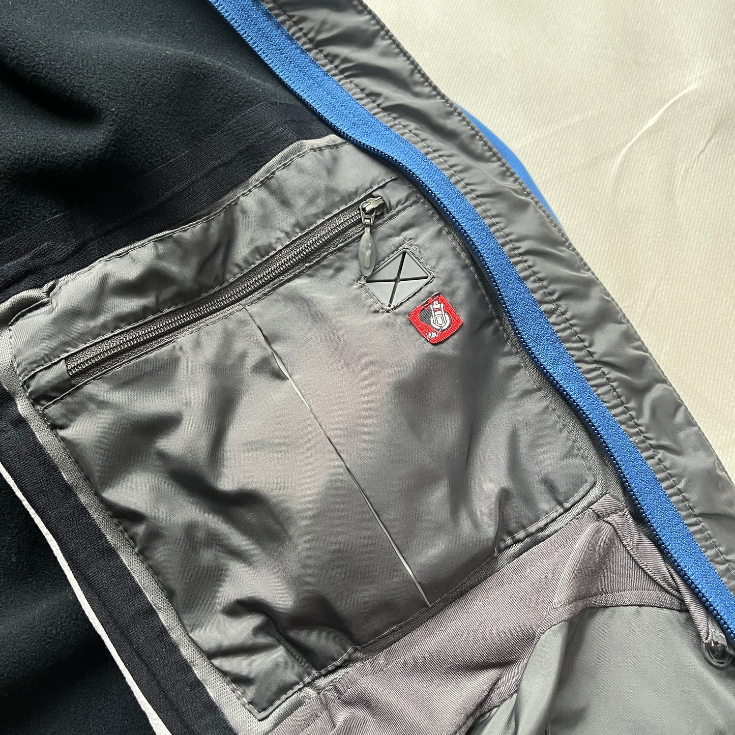 Salomon - 2004 2in1 SmartSkin BTM Womens Ski Jacket (M)