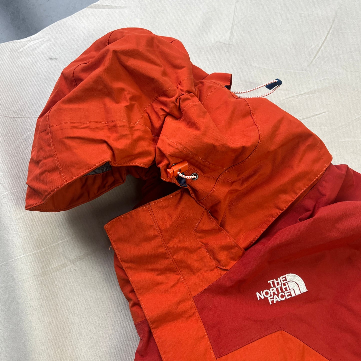 The North Face - 2009 2in1 Seam-taped Technical Hyvent Ski Jacket (M-L)