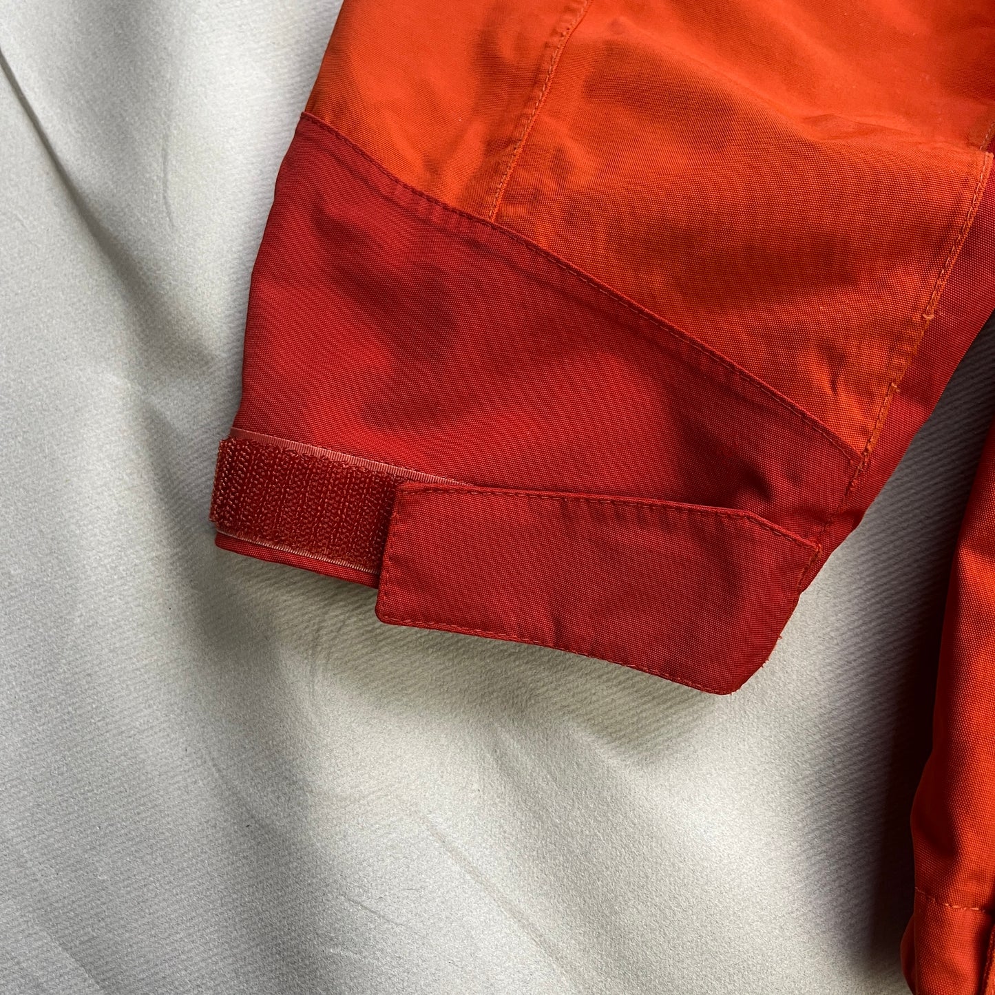 The North Face - 2009 2in1 Seam-taped Technical Hyvent Ski Jacket (M-L)